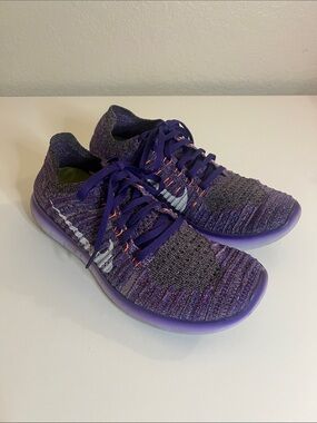 Nike Women’s Purple Knit Running Shoes with White Swoosh